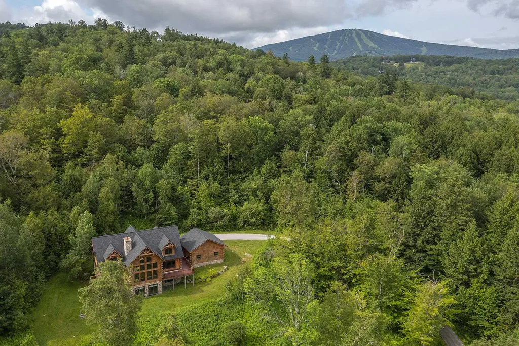 33 Jamie Lane Winhall VT 05340