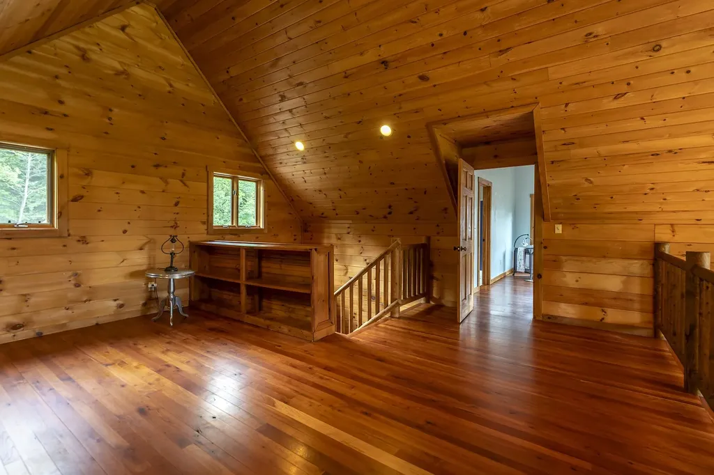 33 Jamie Lane Winhall VT 05340