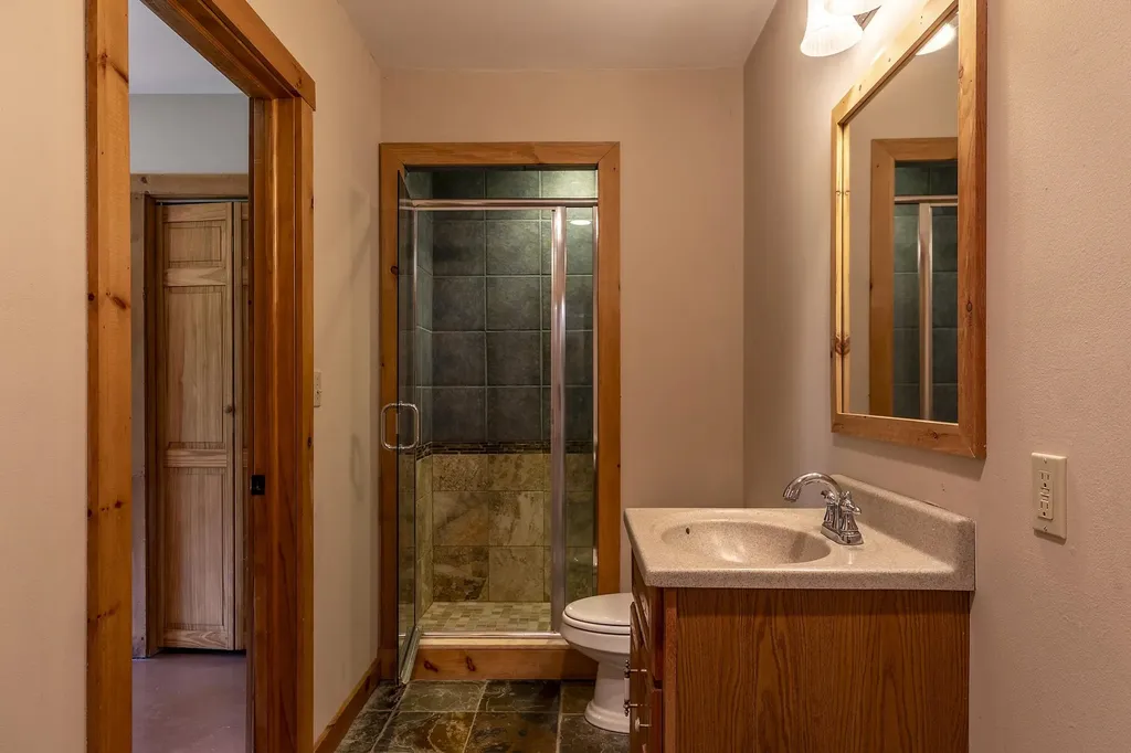 33 Jamie Lane Winhall VT 05340