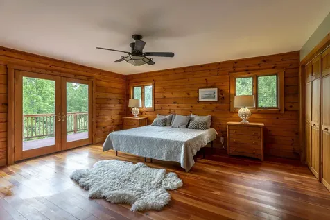 33 Jamie Lane Winhall VT 05340