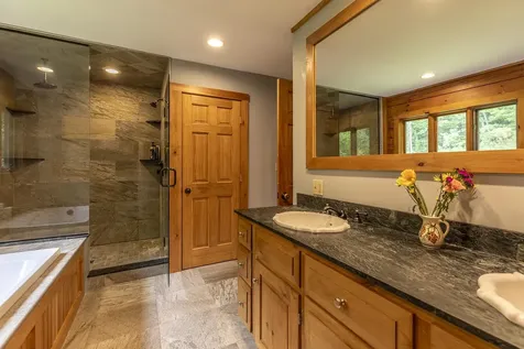 33 Jamie Lane Winhall VT 05340