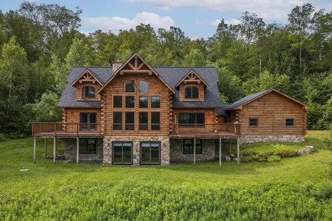 33 Jamie Lane Winhall VT 05340