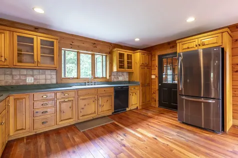 33 Jamie Lane Winhall VT 05340