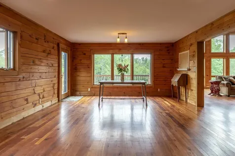 33 Jamie Lane Winhall VT 05340