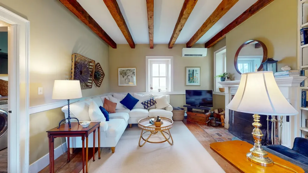 8498 Vt Route 22a Addison VT 05491