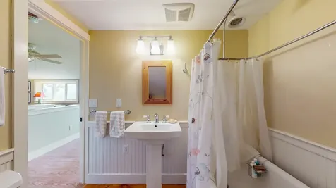 8498 Vt Route 22a Addison VT 05491