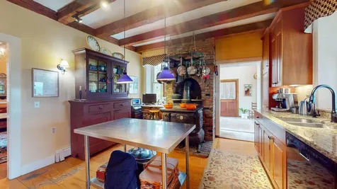 8498 Vt Route 22a Addison VT 05491