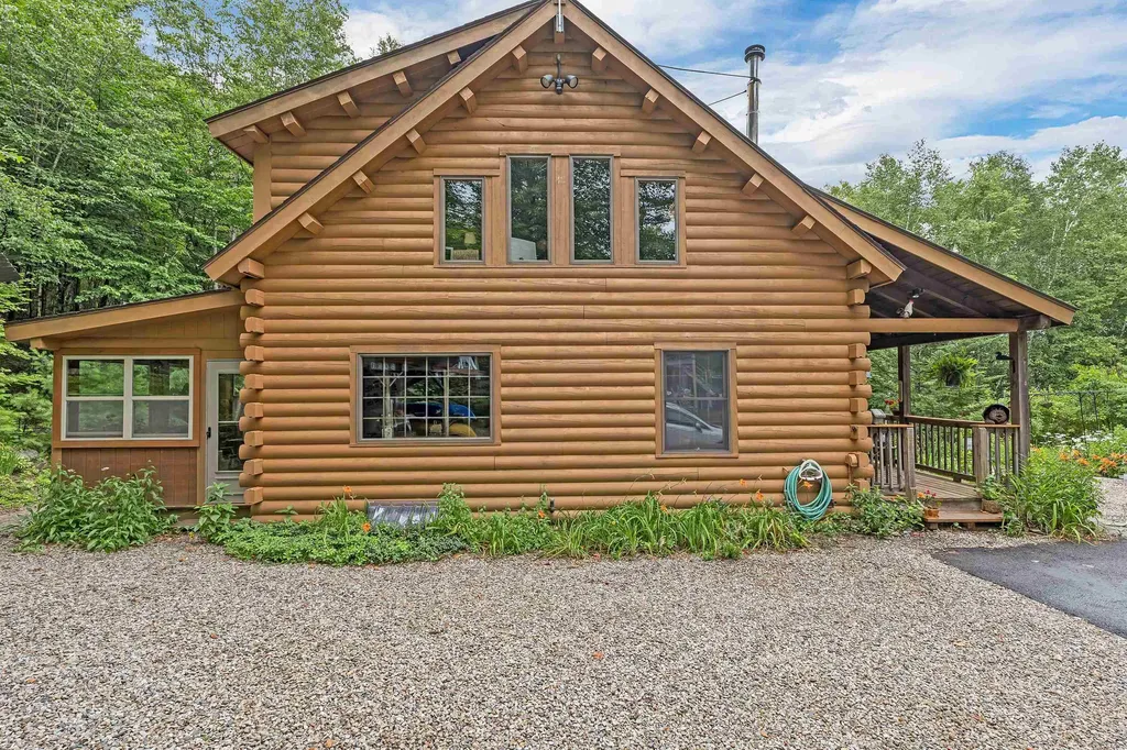 39 Valley Road Tuftonboro NH 03816