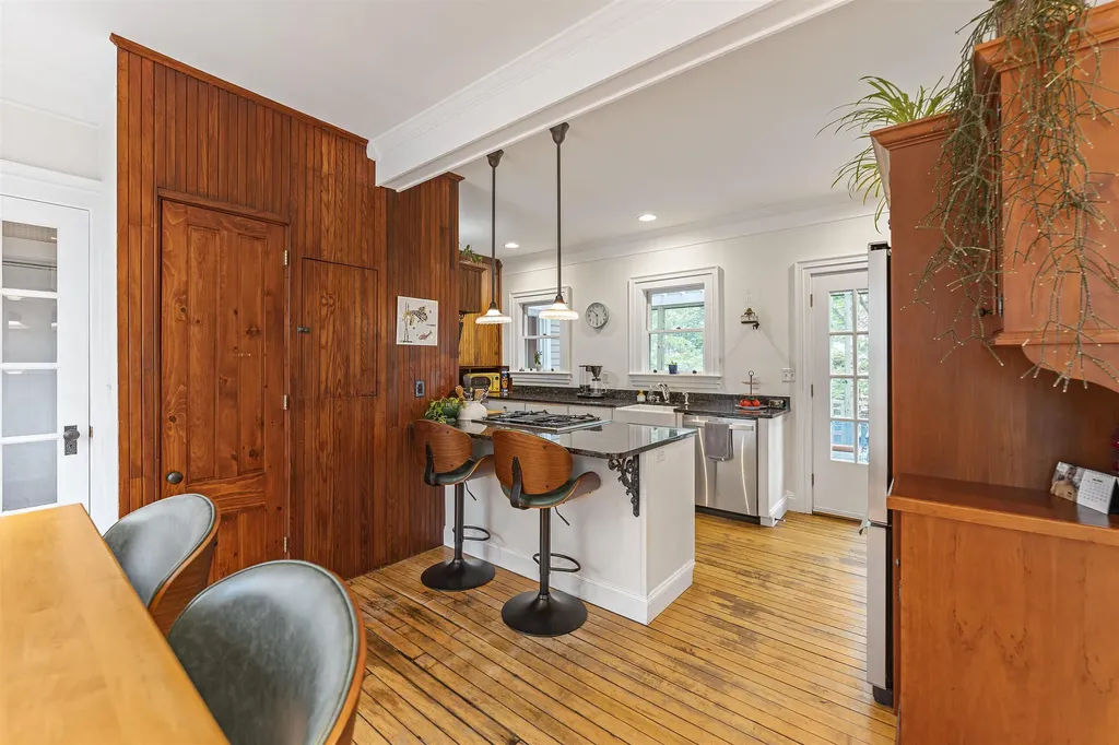 23 Mount Vernon Street Somersworth NH 03878