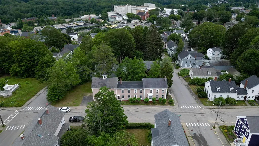 23 Mount Vernon Street Somersworth NH 03878