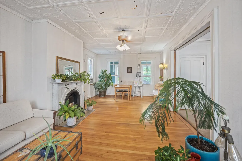 23 Mount Vernon Street Somersworth NH 03878