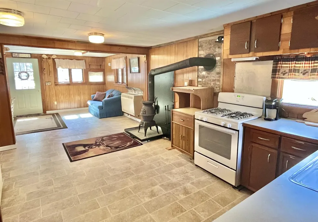 1771 Townshend Dam Road Wardsboro VT 05355