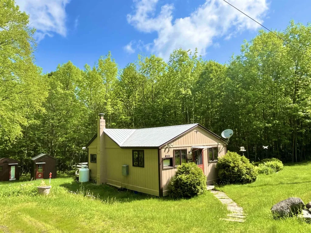 1771 Townshend Dam Road Wardsboro VT 05355