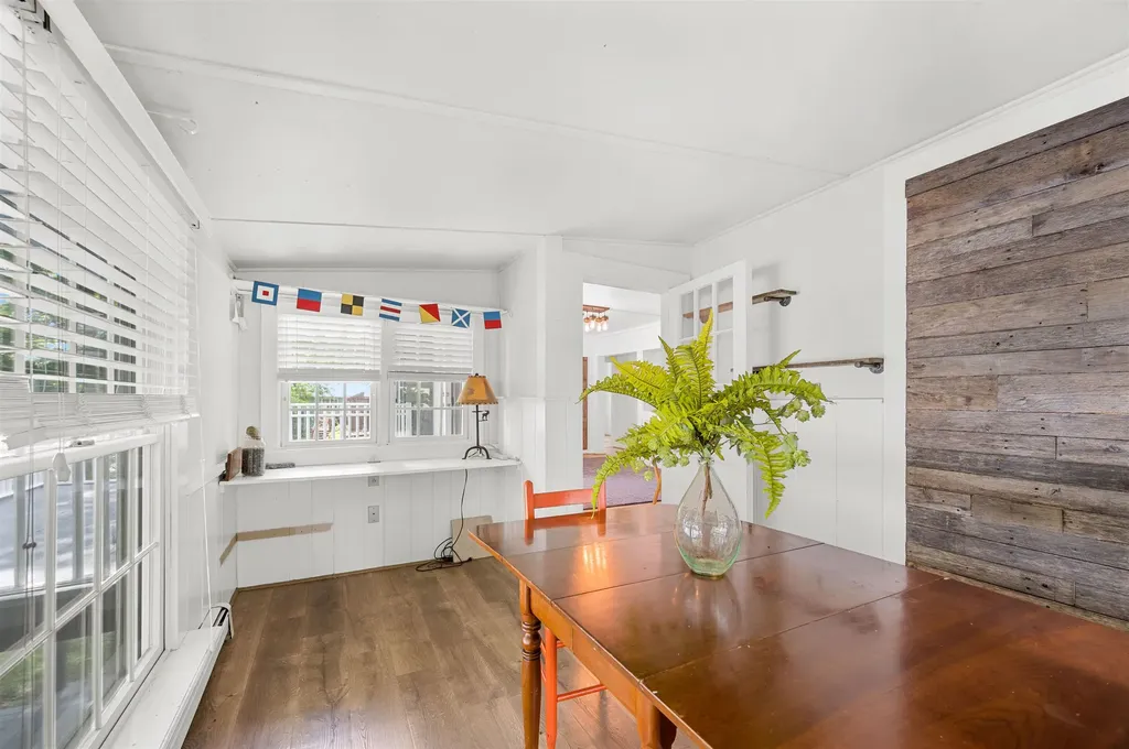 184 West Loop Road Elmore VT 05657