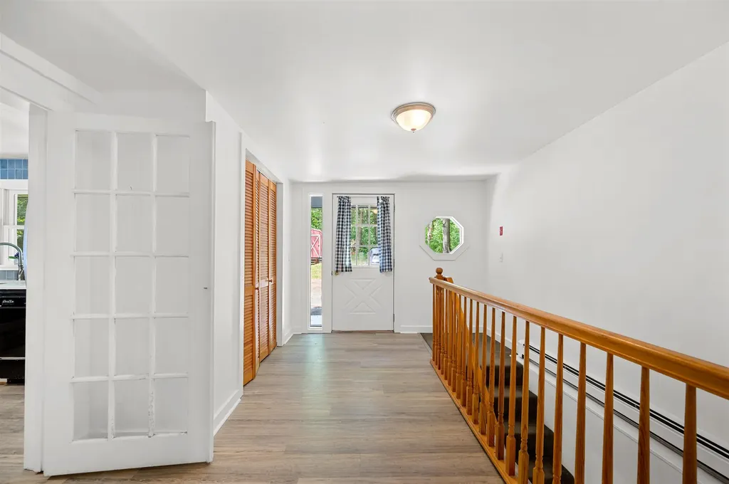 184 West Loop Road Elmore VT 05657