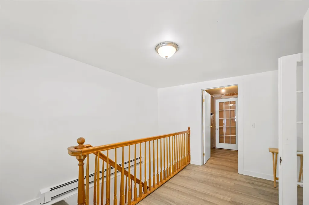 184 West Loop Road Elmore VT 05657