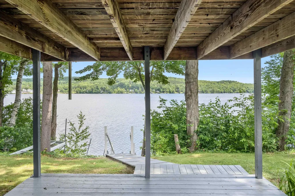 184 West Loop Road Elmore VT 05657