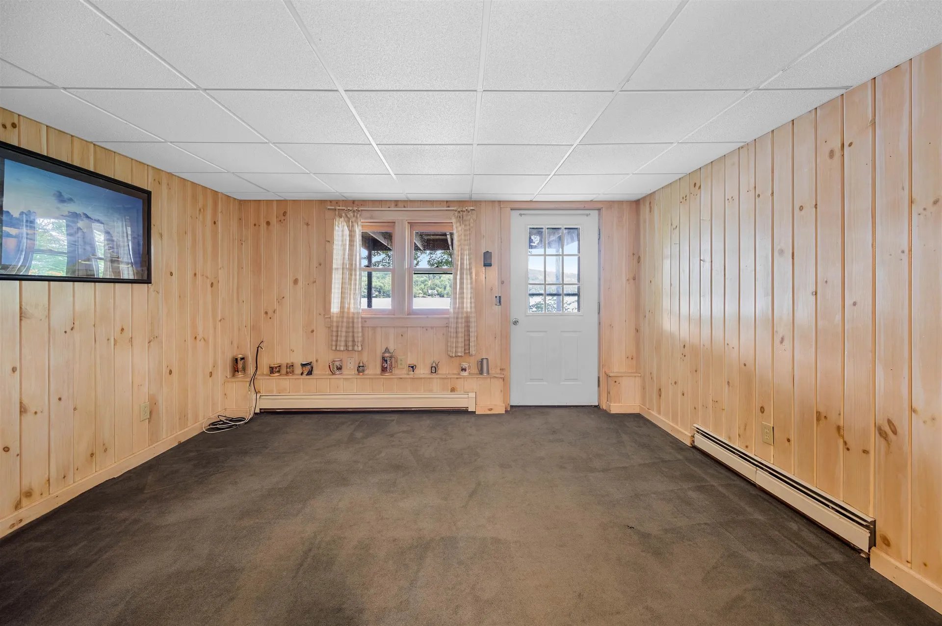 184 West Loop Road Elmore VT 05657