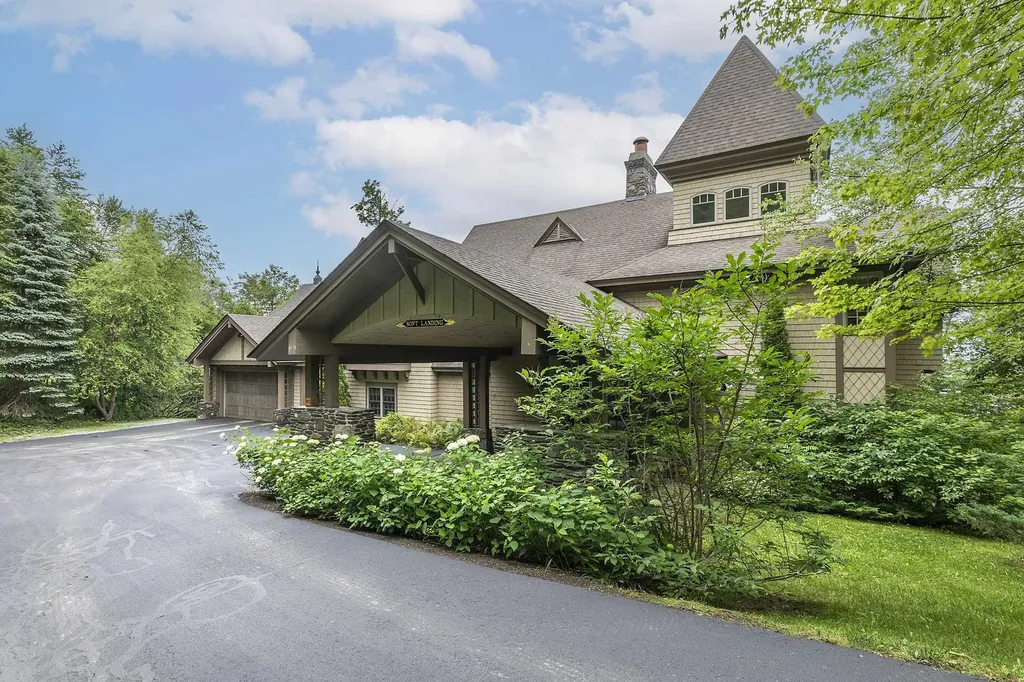 165 Moon Shadow Drive Ludlow VT 05149