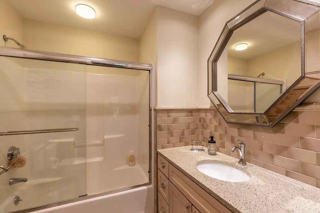 165 Moon Shadow Drive Ludlow VT 05149