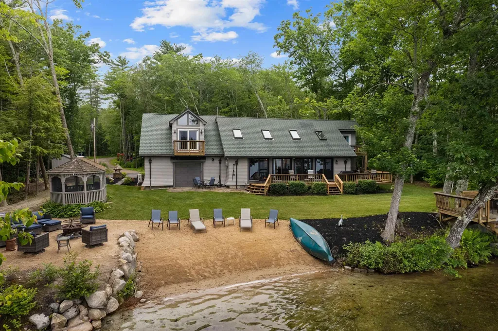 214 Ferry Road Moultonborough NH 03254