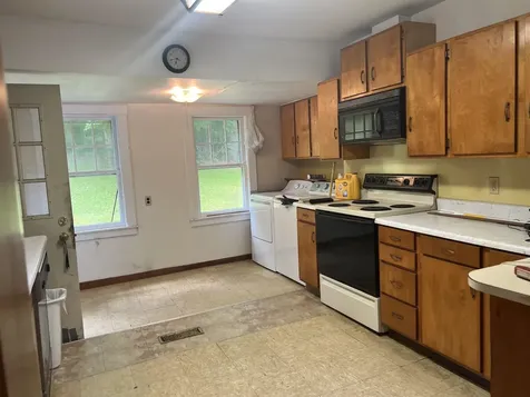 643 Vt Route 12 Hartland VT 05048