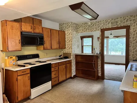 643 Vt Route 12 Hartland VT 05048