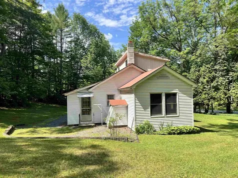 643 Vt Route 12 Hartland VT 05048