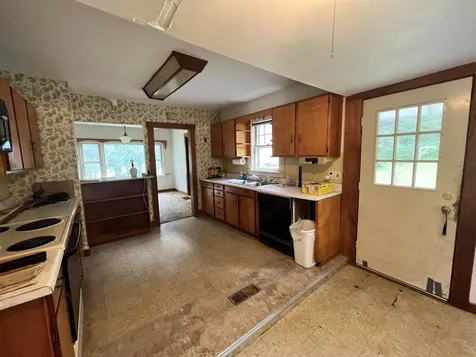 643 Vt Route 12 Hartland VT 05048