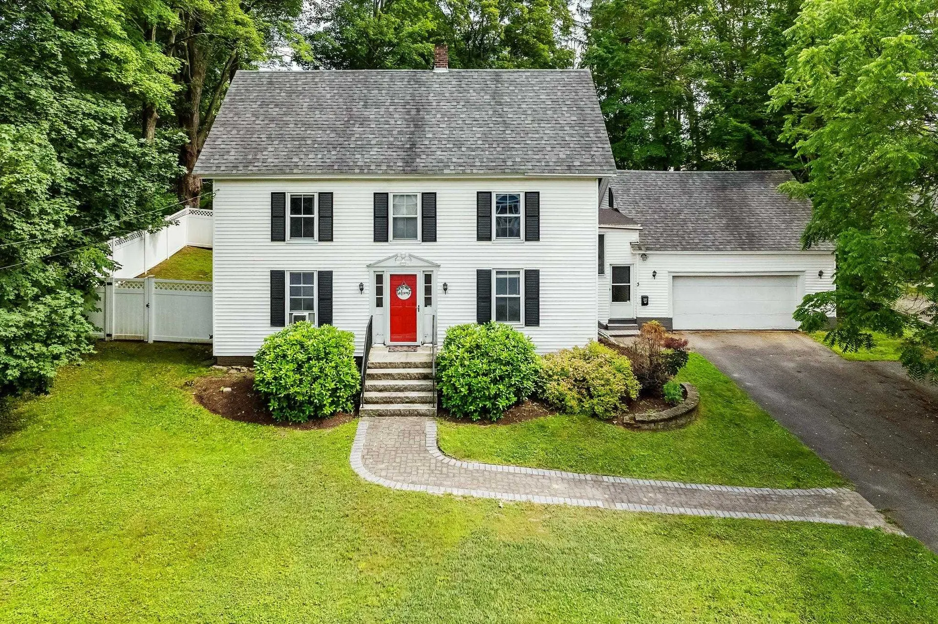 3 Nesmith Street Derry NH 03038