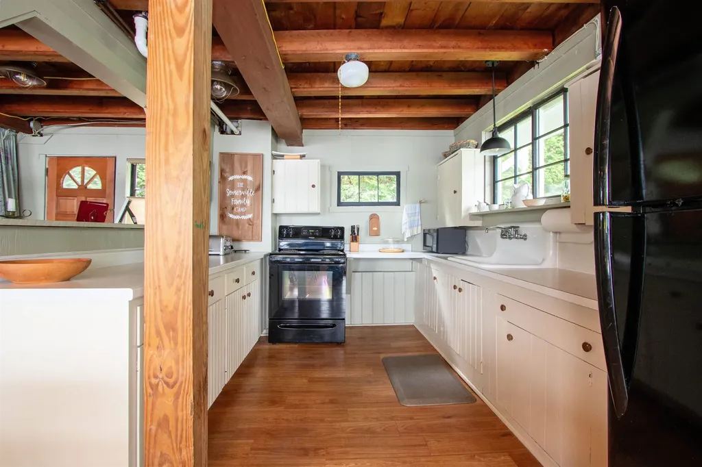 1639 West Shore Road Cabot VT 05647