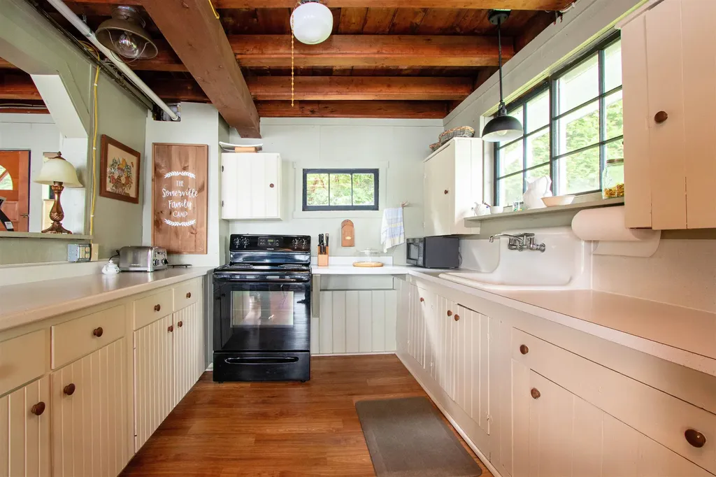 1639 West Shore Road Cabot VT 05647