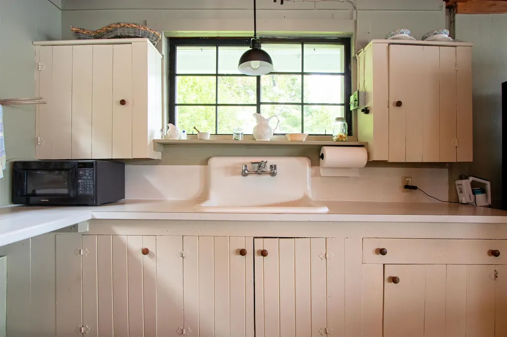 1639 West Shore Road Cabot VT 05647