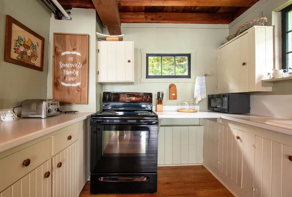 1639 West Shore Road Cabot VT 05647