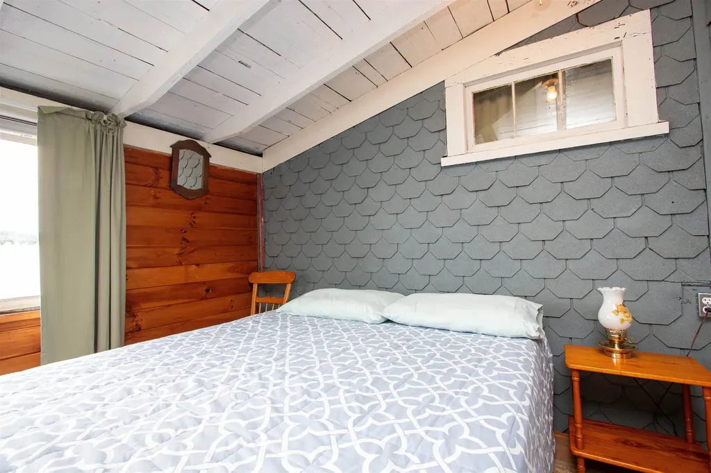 1639 West Shore Road Cabot VT 05647