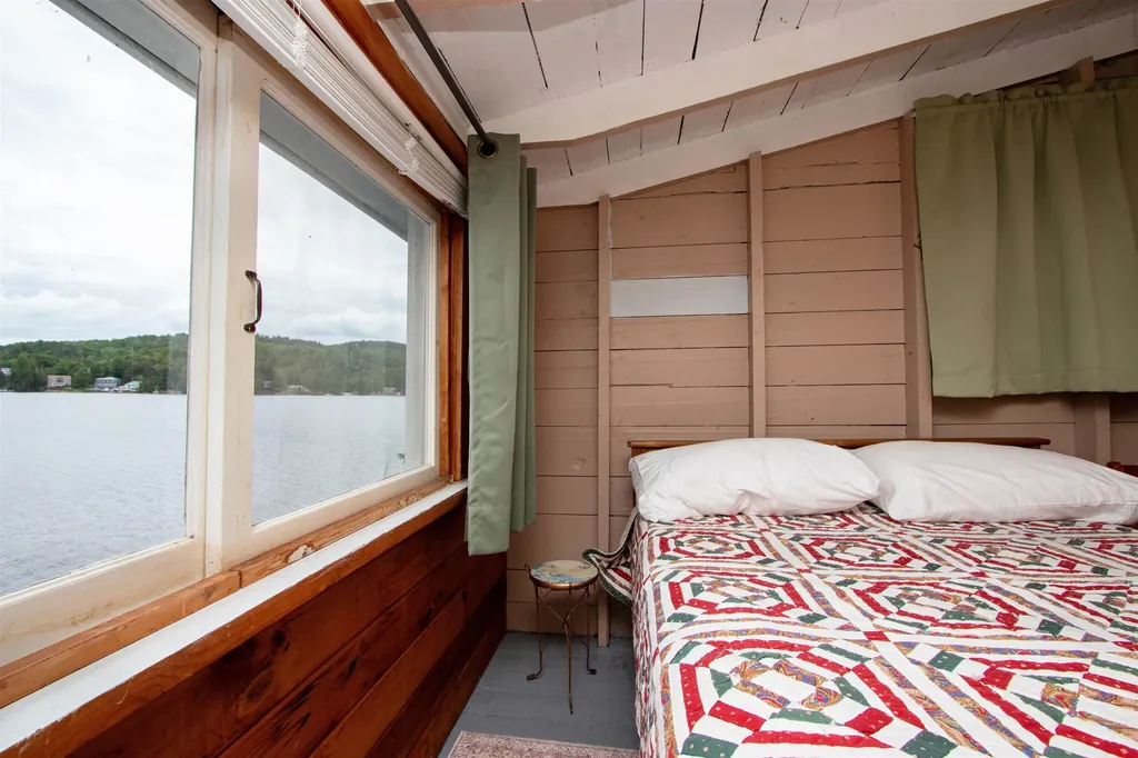 1639 West Shore Road Cabot VT 05647