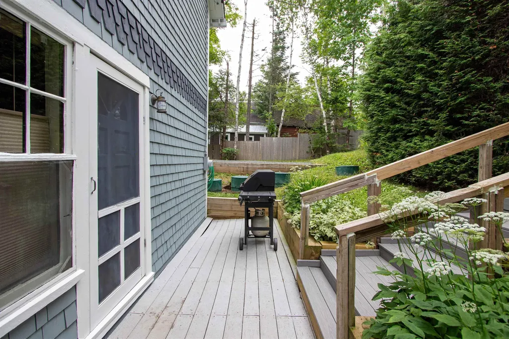 1639 West Shore Road Cabot VT 05647