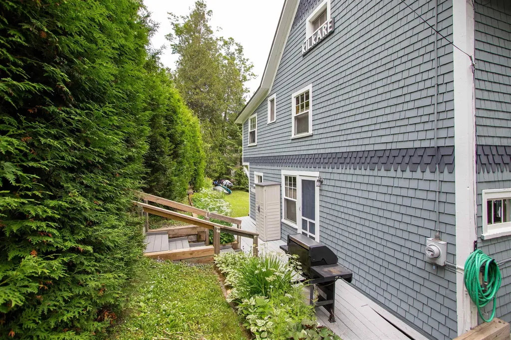 1639 West Shore Road Cabot VT 05647