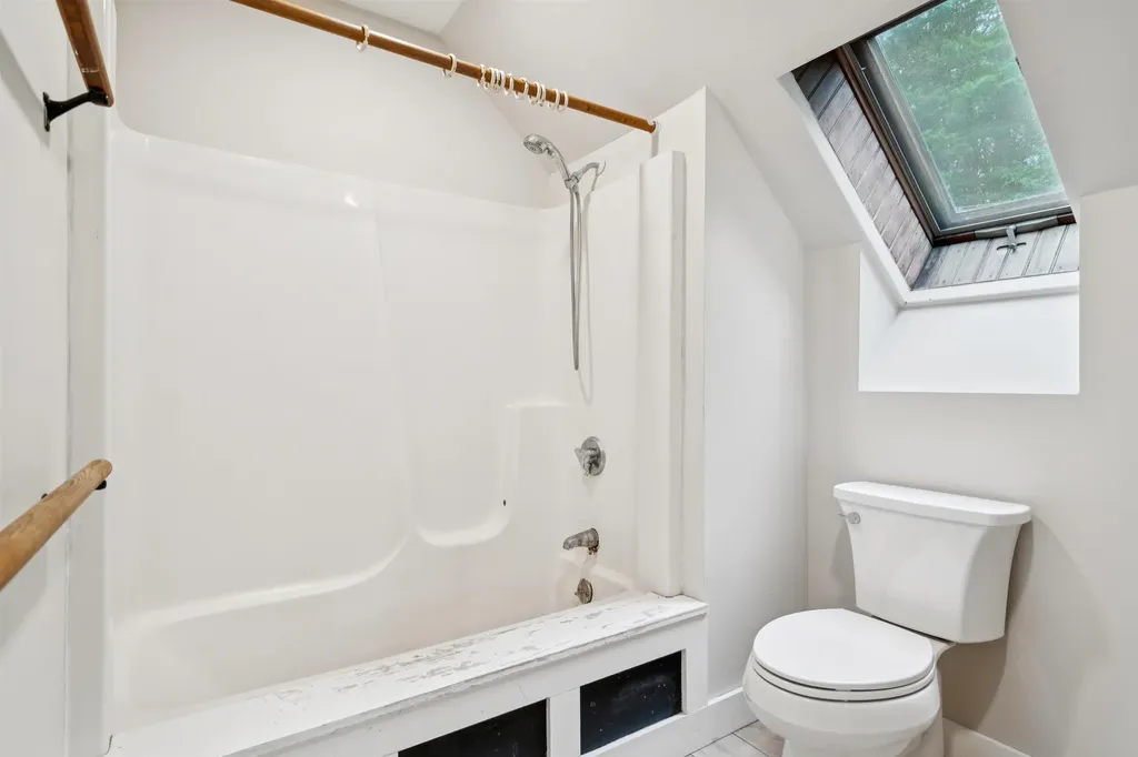 9 Farnham Drive Tunbridge VT 05077