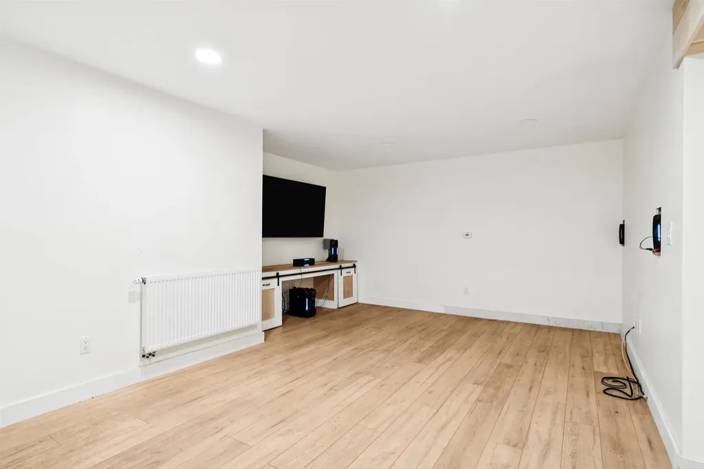 9 Farnham Drive Tunbridge VT 05077