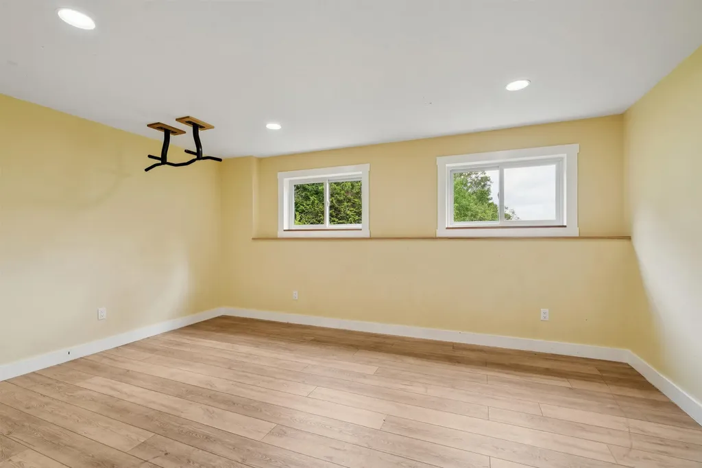 9 Farnham Drive Tunbridge VT 05077