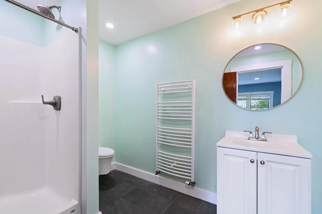 9 Farnham Drive Tunbridge VT 05077