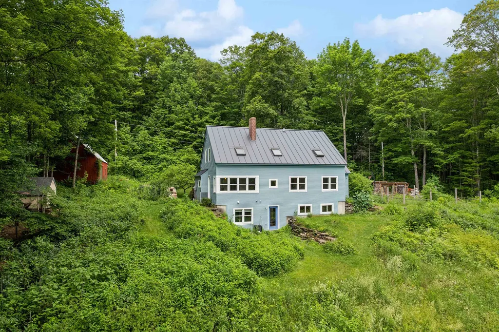 9 Farnham Drive Tunbridge VT 05077