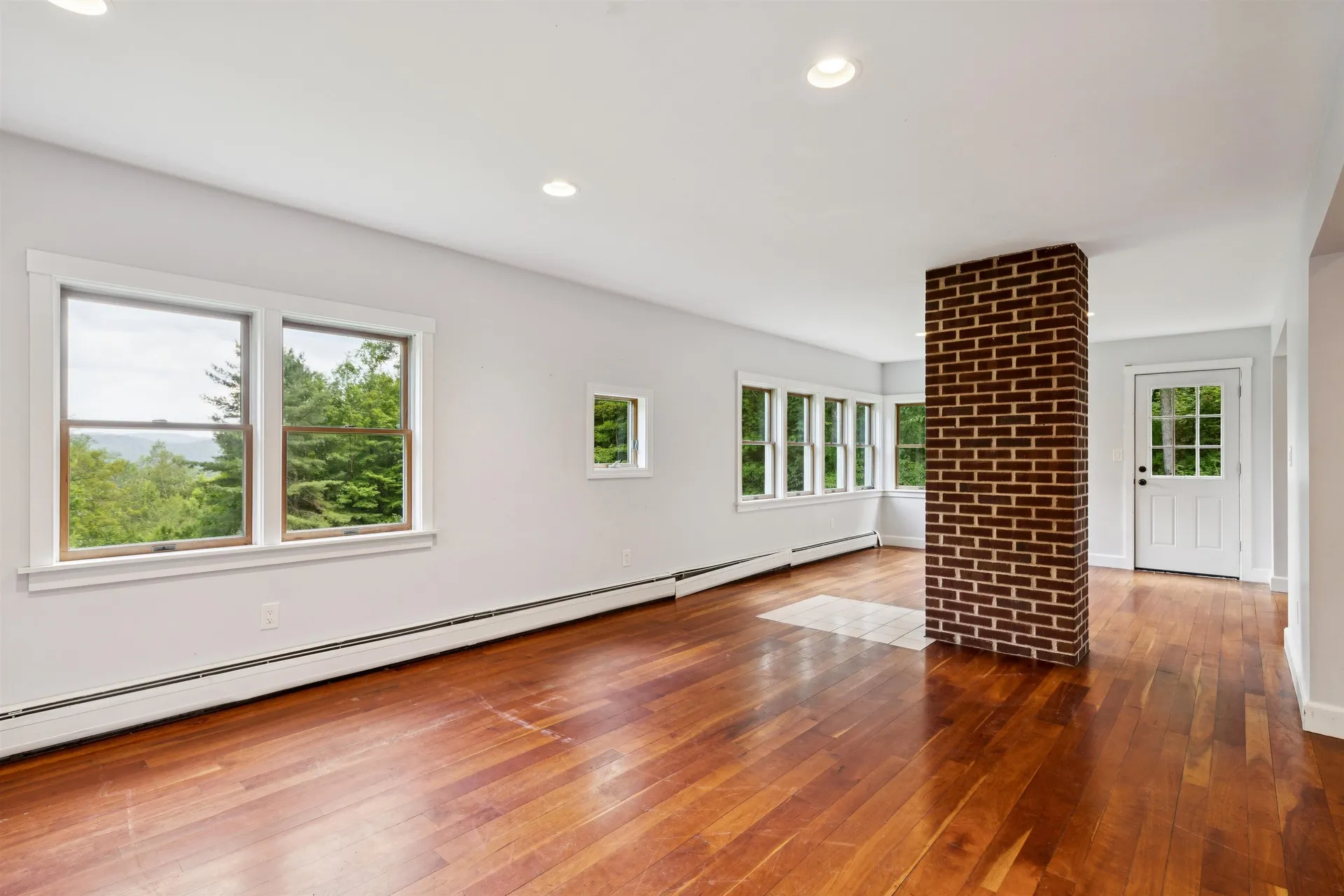 9 Farnham Drive Tunbridge VT 05077