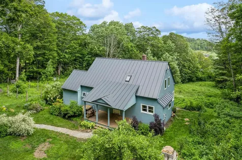 9 Farnham Drive Tunbridge VT 05077