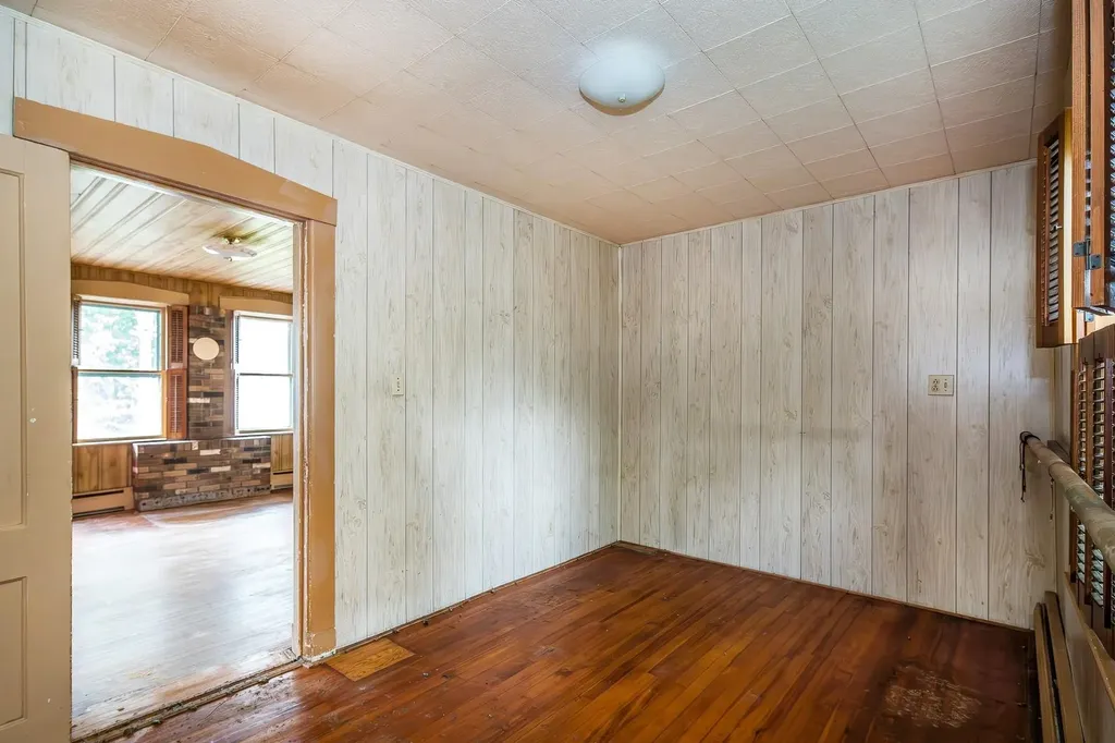 29 Woodstock Avenue Rutland City VT 05701