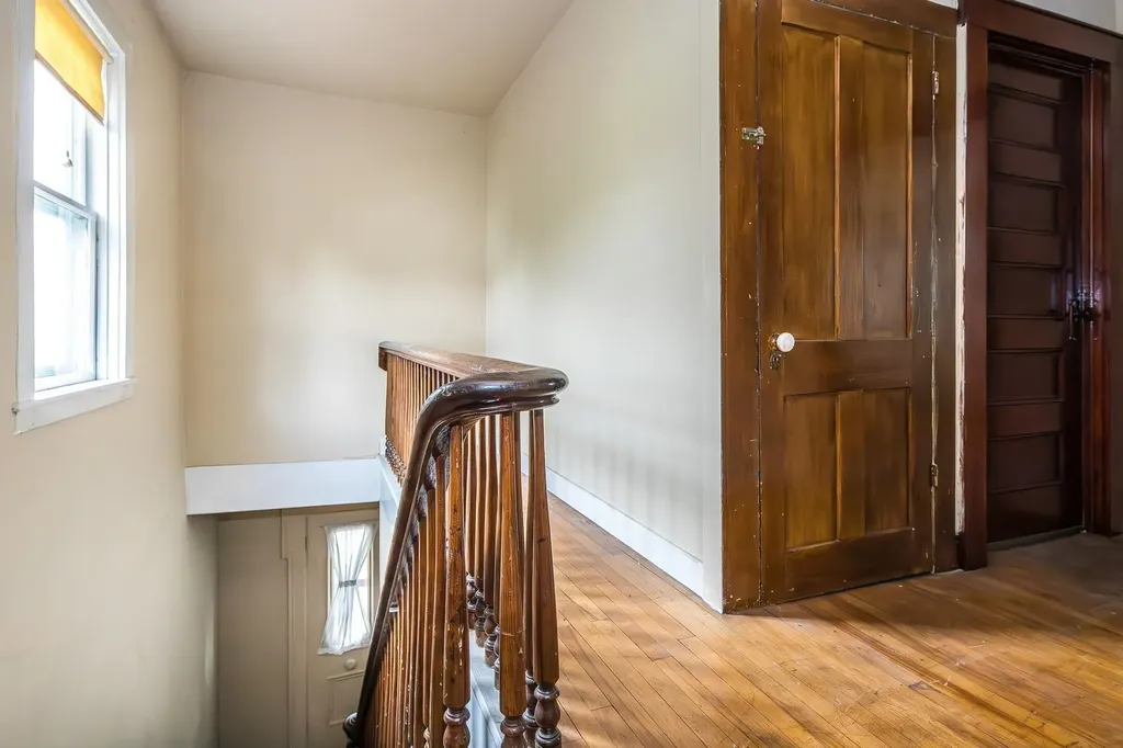 29 Woodstock Avenue Rutland City VT 05701