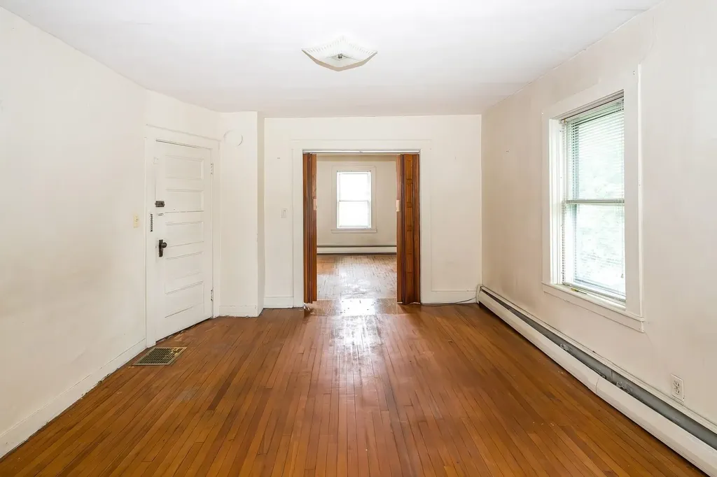 29 Woodstock Avenue Rutland City VT 05701