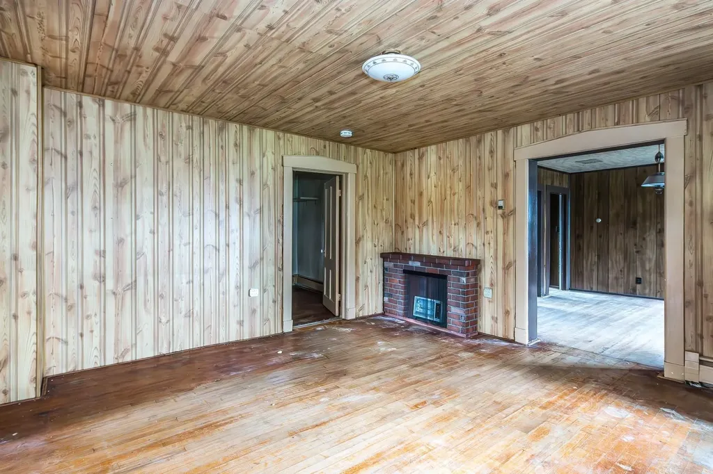 29 Woodstock Avenue Rutland City VT 05701