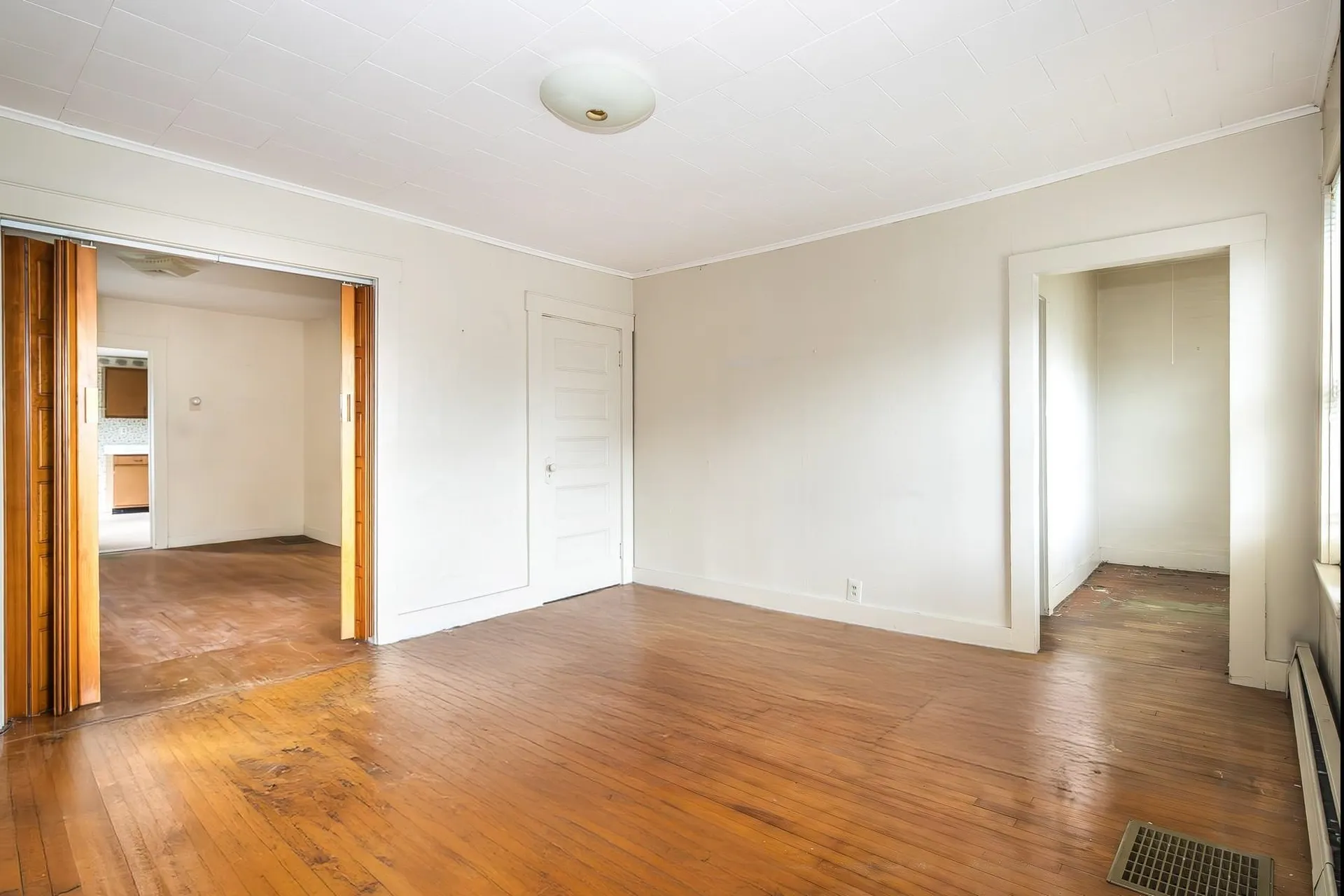 29 Woodstock Avenue Rutland City VT 05701